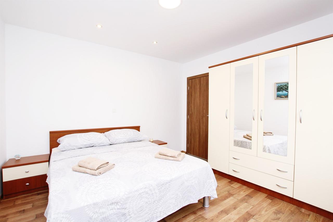 Apartment Anica Trogir Exterior foto